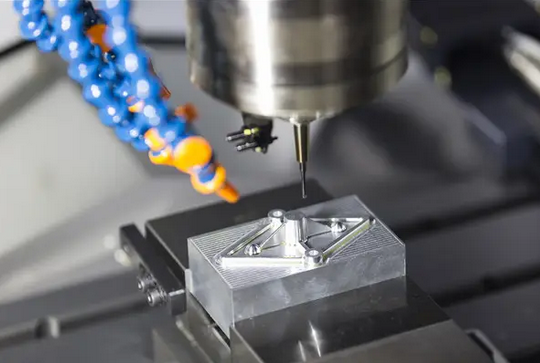 五轴数控工具磨床为高精度数控机床 我国高端市场国产化进程加速推进 